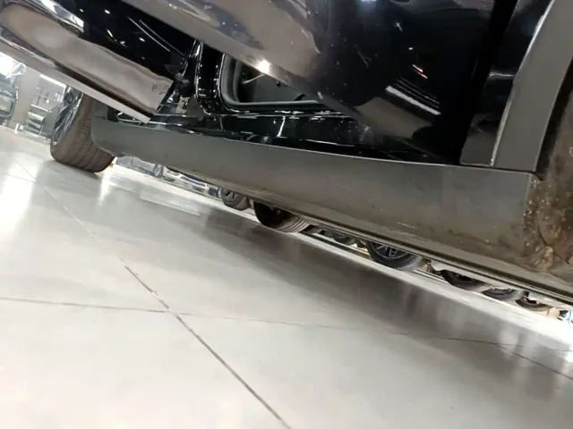 Tesla Model Y — Фото автомобиля 20