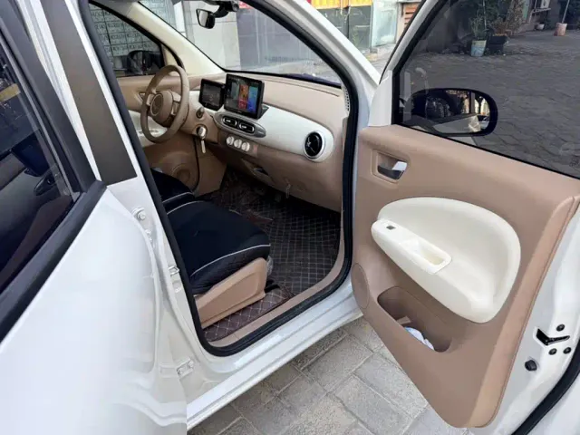Wuling Hongguang Mini EV — Фото автомобиля 12
