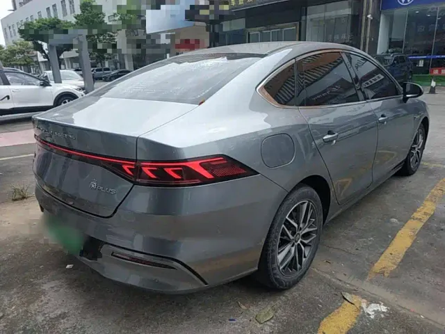 BYD Qin PLUS — Фото автомобиля 6