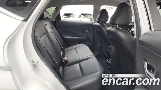 Hyundai Kona SX2 — Фото автомобиля 11