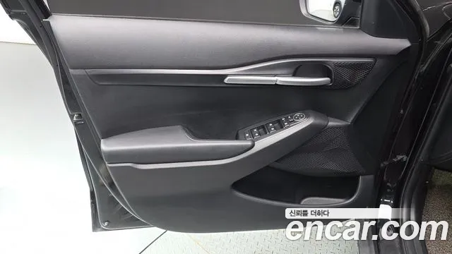 Kia Seltos Новый Seltos Бензин 2.0 2WD — Фото автомобиля 24