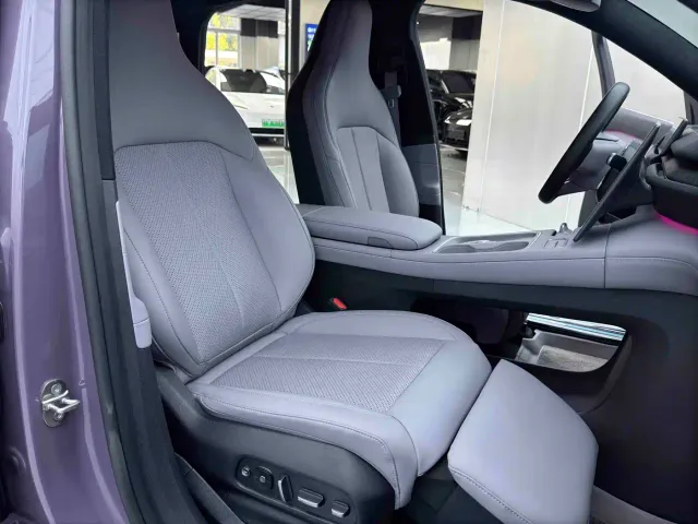 Nio EC6 — Фото автомобиля 15