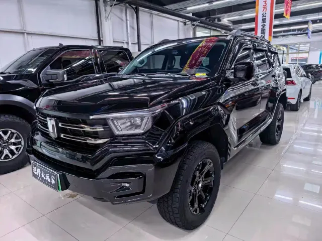 Tank Tank 400 New Energy 2024 Hi4-T Off-Road Edition — Фото автомобиля 3