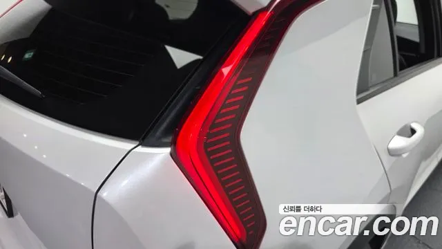 Kia Niro The All New Niro — Фото автомобиля 8