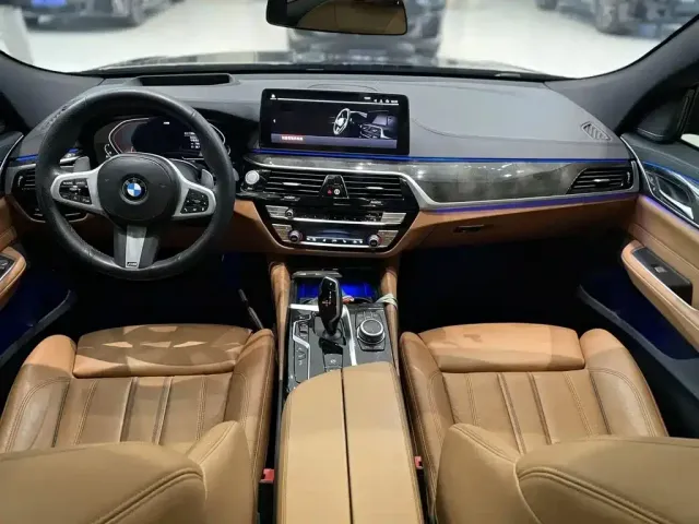 BMW 6 Series Gran Turismo — Фото автомобиля 6