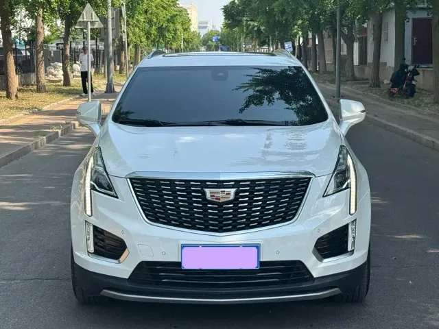 Cadillac XT5 — Фото автомобиля 3