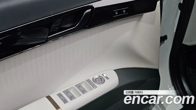 Hyundai Grandeur GN7 — Фото автомобиля 23