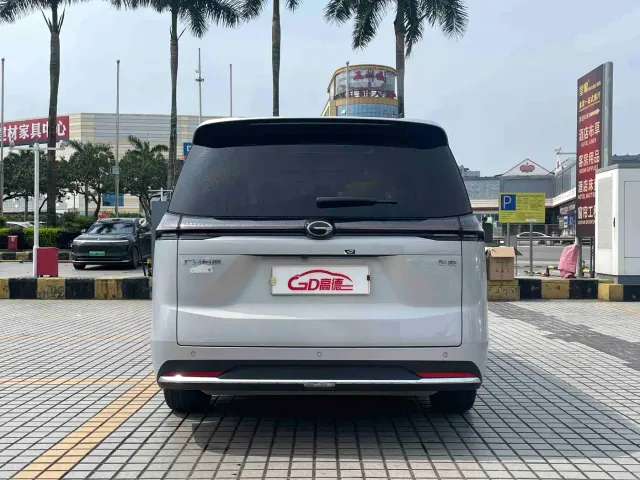 GAC Trumpchi E8 — Фото автомобиля 7