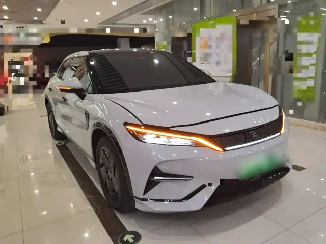 BYD Song L EV — Фото автомобиля 3
