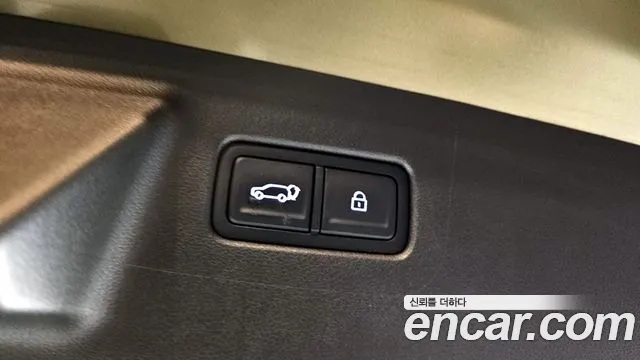 Hyundai Santafe — Фото автомобиля 20