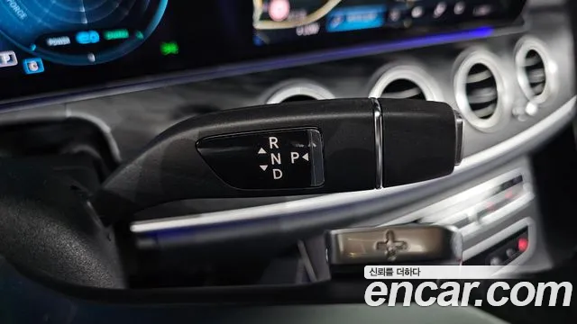 Mercedes-Benz E-Class W213 — Фото автомобиля 12