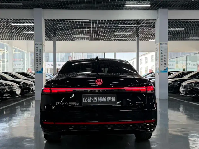 Volkswagen Passat — Фото автомобиля 6