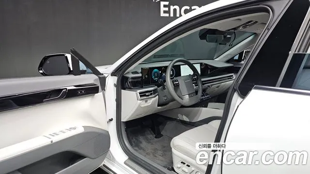 Hyundai Grandeur GN7 — Фото автомобиля 15