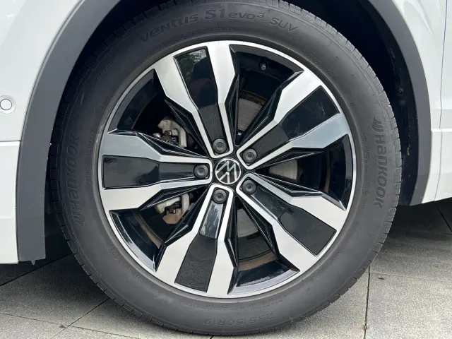 Volkswagen Tiguan L — Фото автомобиля 16