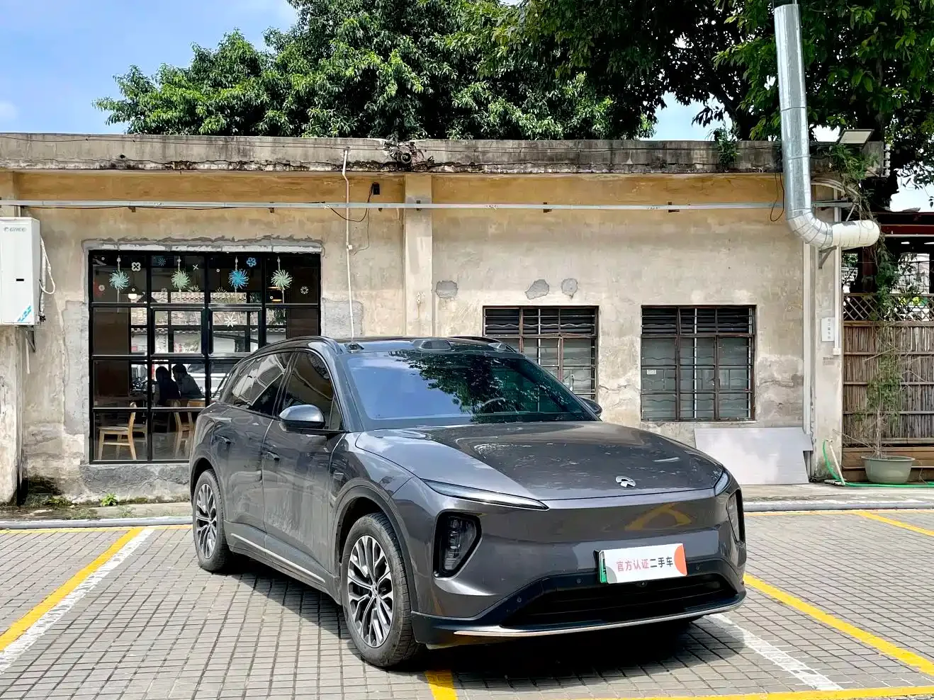 NIO NIO ES6 2024 75kWh — Фото автомобиля 3