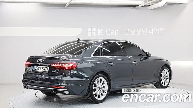 Audi A4 — Фото автомобиля 2