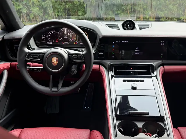 Porsche Panamera — Фото автомобиля 15