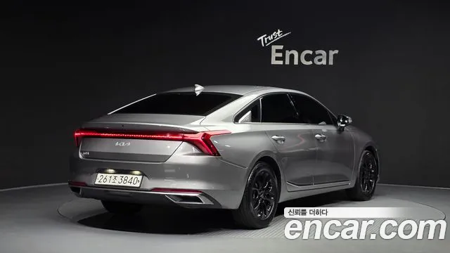 Kia K8 — Фото автомобиля 2
