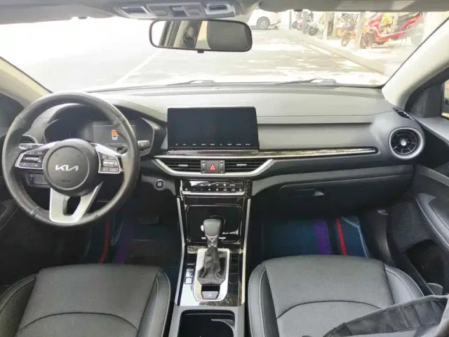 Kia K3 — Фото автомобиля 12
