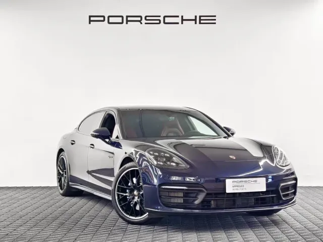 Porsche Panamera — Фото автомобиля 3