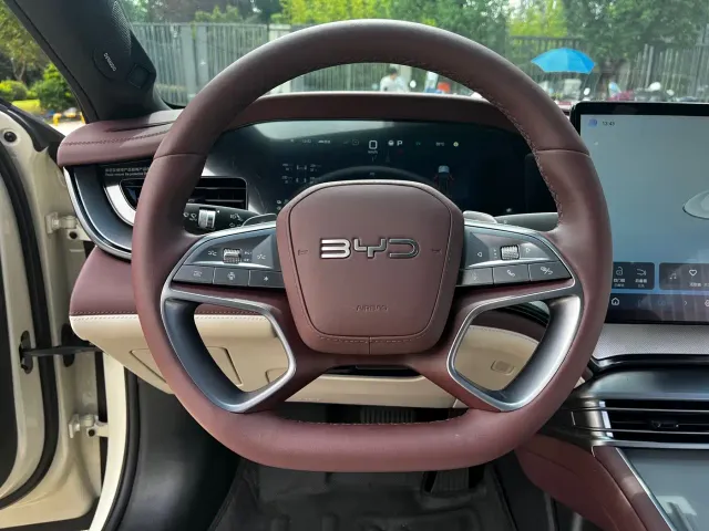 BYD Seal 07 DM-i — Фото автомобиля 7