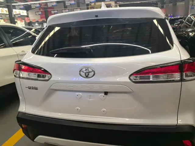 Toyota Corolla Cross — Фото автомобиля 5