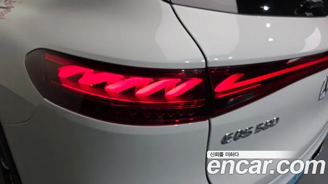 Mercedes-Benz EQS — Фото автомобиля 18