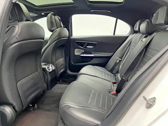 Mercedes-Benz C-Class — Фото автомобиля 14
