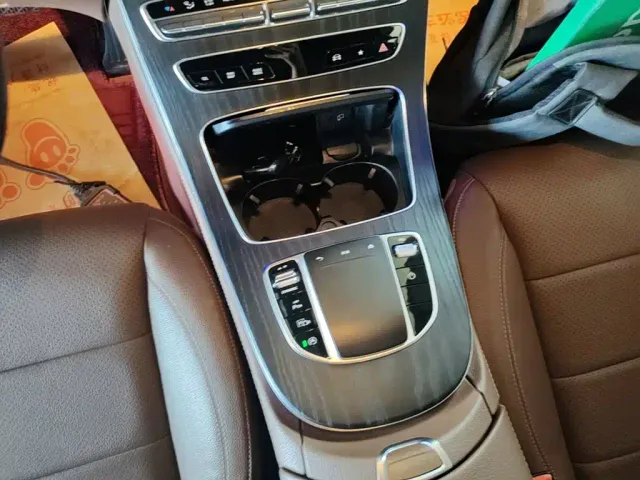 Mercedes-Benz E-Class — Фото автомобиля 13