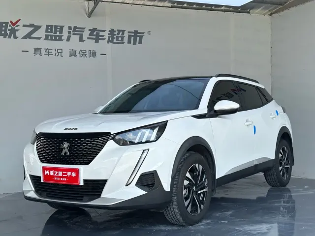 Фотография автомобиля — Peugeot 2008
