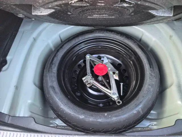 Toyota Camry — Фото автомобиля 24