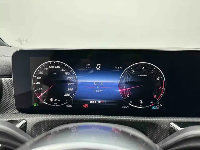 Mercedes-Benz A-Class — Фото автомобиля 19