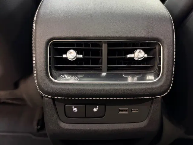 Cadillac XT5 — Фото автомобиля 10
