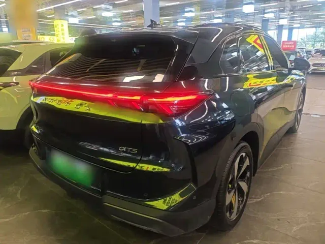 Arcfox Alpha T5 — Фото автомобиля 6