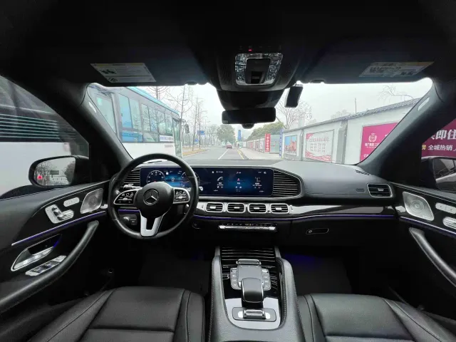 Mercedes-Benz GLS-Class — Фото автомобиля 11