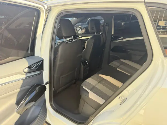 Volkswagen ID.4 Crozz — Фото автомобиля 10
