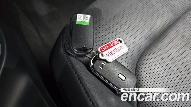 Kia Niro — Фото автомобиля 15