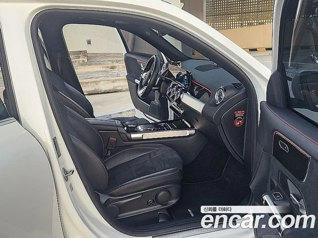 Mercedes-Benz GLB-Class — Фото автомобиля 18