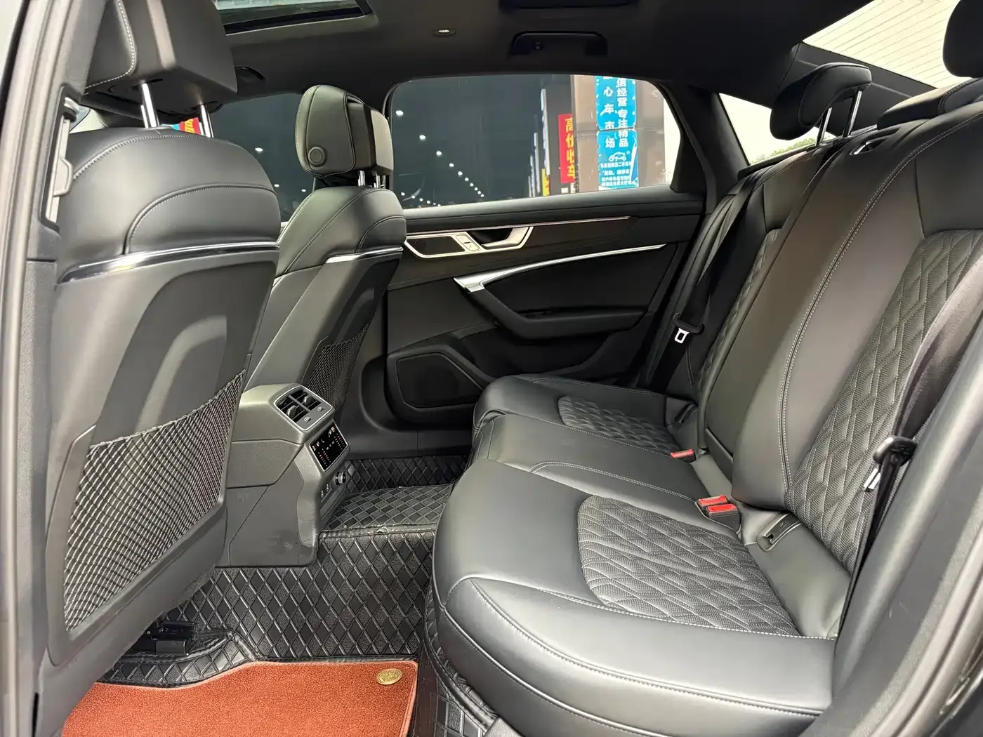 Audi Audi A6L 2025 45 TFSI quattro Premium Sport — Фото автомобиля 14