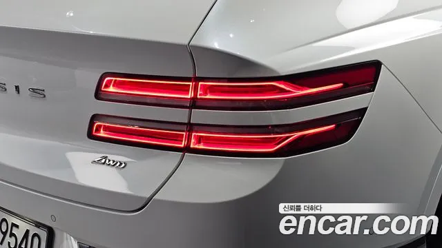 Genesis GV80 — Фото автомобиля 8