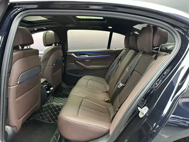 BMW 5 Series — Фото автомобиля 8