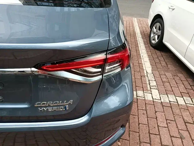 Toyota Corolla — Фото автомобиля 7