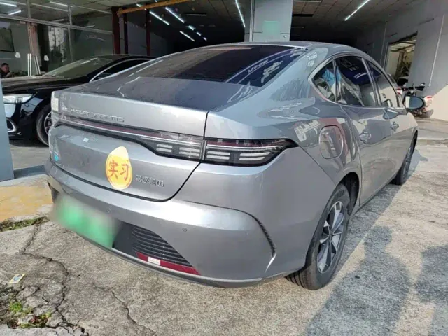 BYD Destroyer 05 — Фото автомобиля 6