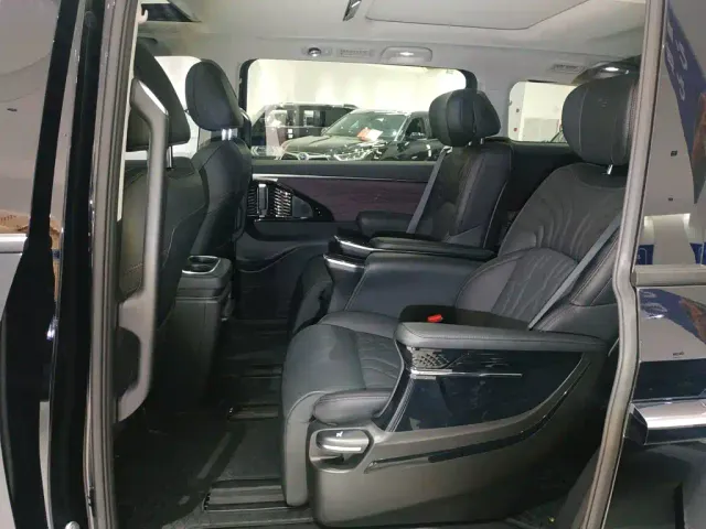 GAC Trumpchi M8 — Фото автомобиля 16