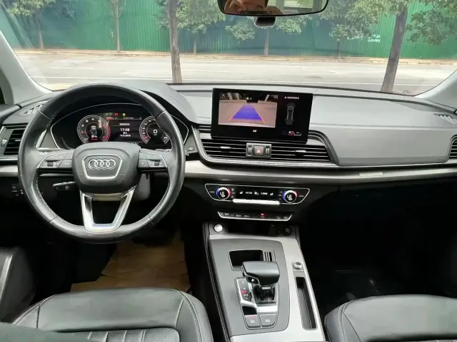 Audi Q5L — Фото автомобиля 6