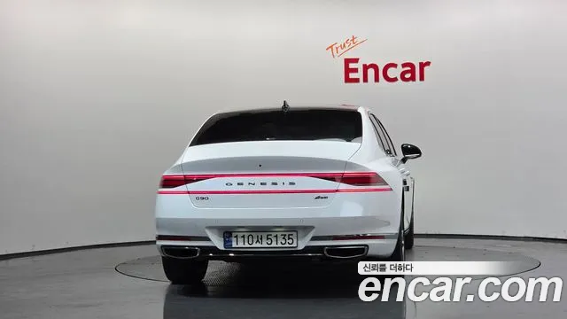 Genesis G90 Бензин 3.5 турбо AWD — Фото автомобиля 4