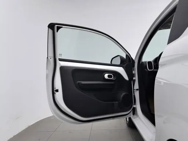 Roewe Clever — Фото автомобиля 8