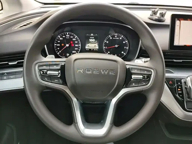Roewe iMAX8 — Фото автомобиля 10