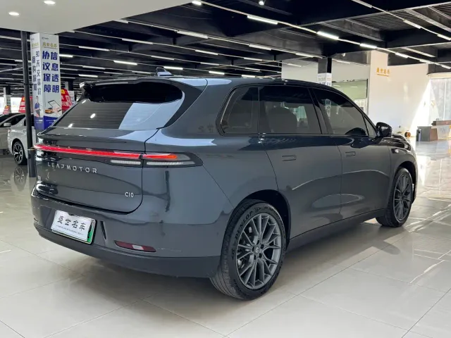 Leapmotor C10 — Фото автомобиля 10