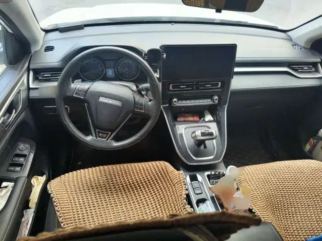 Haval M6 — Фото автомобиля 5